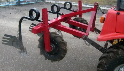 Окучник для МТЗ 320 чизельный ОЧ-1,4