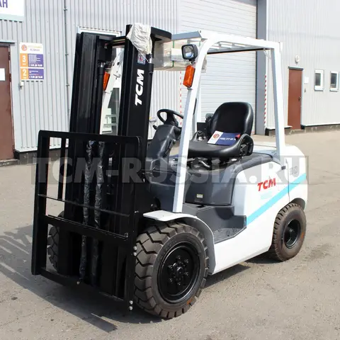 Дизельный погрузчик TCM FD30T3CZ